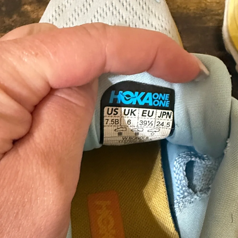 Hoka Light bondi 8 Blue and Yellow Women's Running Shoes - Picture 5 of 7